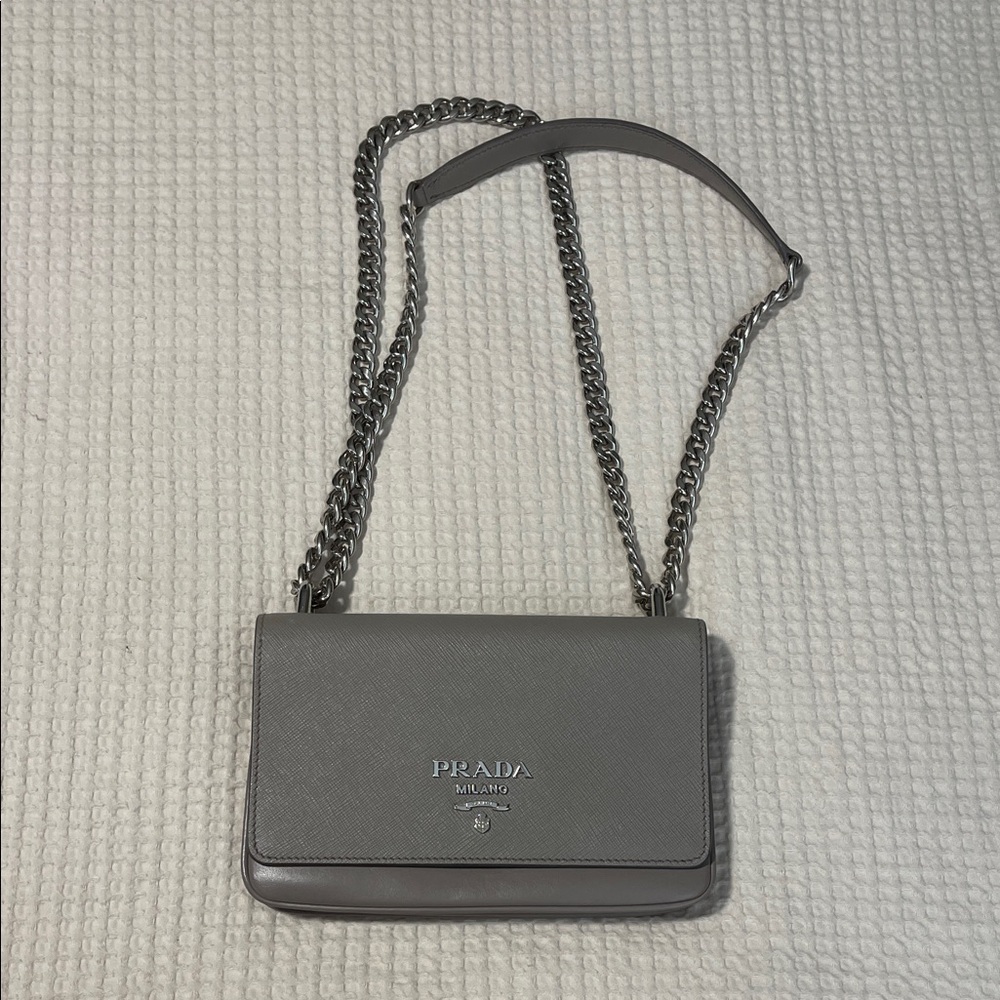 Prada Silver Chain Crossbody Saffiano City Gray Leather Bag Medium